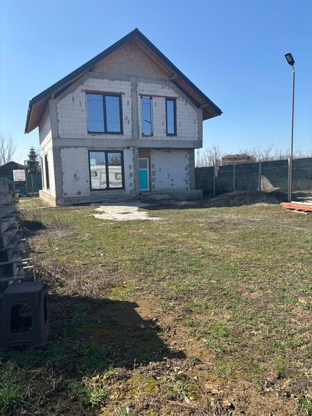 Cernica, vila individuala, str. Plantelor,